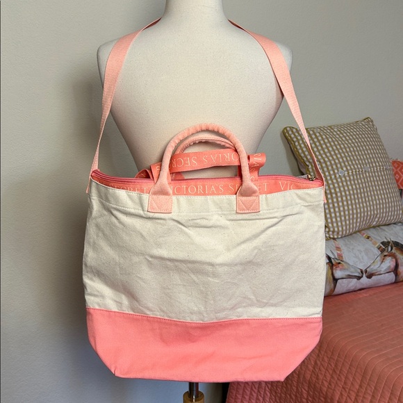 NWT Victoria's Secret Pink and Cream 2 in 1 Beach Tote with Insulated Cooler bag - Picture 5 of 16